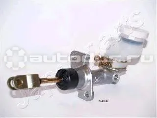 Цилиндр сцепления главный