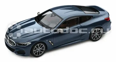 BMW | MINI | RR Модель автомобиля BMW 8 Series Coupe, Barcelona Blue Metallic, 1:18 Scale