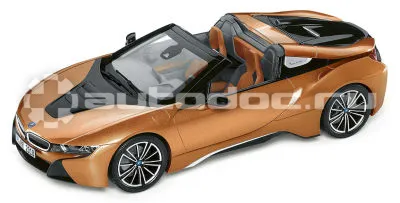 BMW | MINI | RR Модель автомобиля BMW i8 Roadster, Limited Edition, E Copper Metallic  |  Black, 1:12 Scale