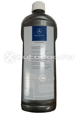 MERCEDES BENZ Очиститель для пластиковых поверхностей салона