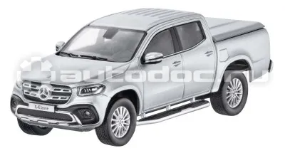 MERCEDES BENZ Масштабная модель