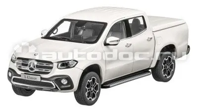 MERCEDES BENZ Модель Mercedes X-Class, 1:18 Scale, Bering White