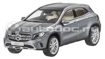 MERCEDES BENZ Модель автомобиля GLA, Mountain Grey