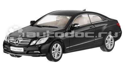 MERCEDES BENZ Модель Mercedes-Benz E Class Coupe, Obsidian Black, Scale 1:18