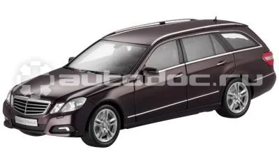 MERCEDES BENZ Модель Mercedes-Benz E Class Avantgarde Estate in Brown, Scale 1:18