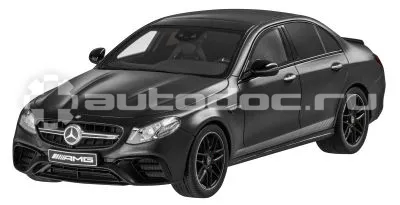 MERCEDES BENZ Модель Mercedes-AMG E 63 4MATIC+ Edition 1, Matt Black, 1:18 Scale