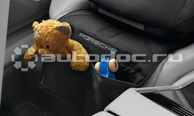 PORSCHE Защитная подкладка под детское автокресло