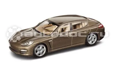 PORSCHE Модель автомобиля