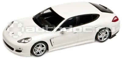 PORSCHE Модель автомобиля