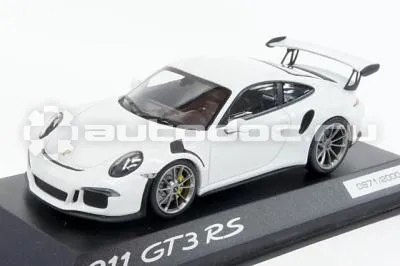 PORSCHE Модель автомобиля