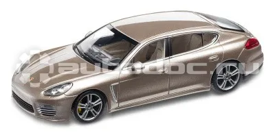 PORSCHE Модель автомобиля