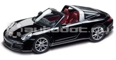 PORSCHE Модель автомобиля