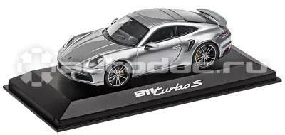 PORSCHE Модель автомобиля