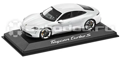 PORSCHE Модель автомобиля