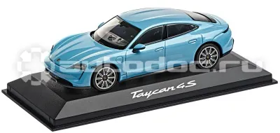 PORSCHE Модель автомобиля