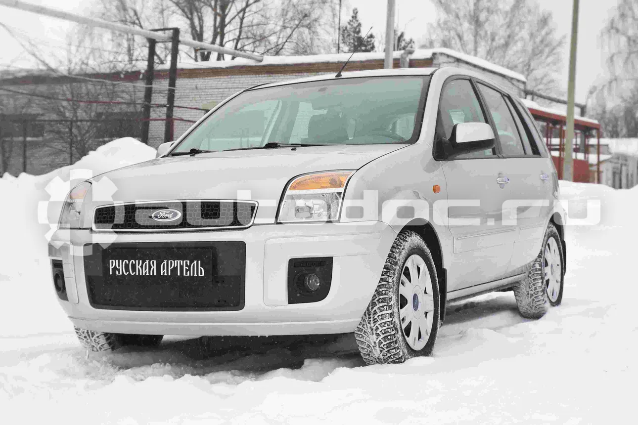 Зимняя заглушка решетки переднего бампера
