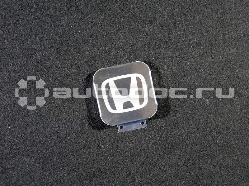 TCC Заглушка на фаркоп с логотипом Honda