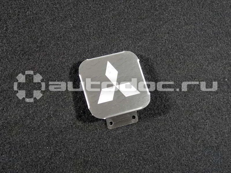TCC Заглушка на фаркоп с логотипом Mitsubishi