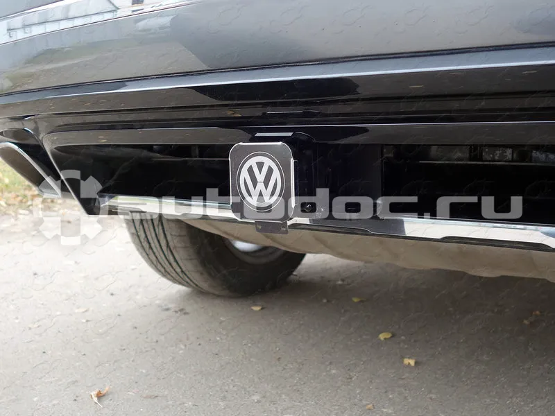 TCC Заглушка на фаркоп с логотипом Volkswagen